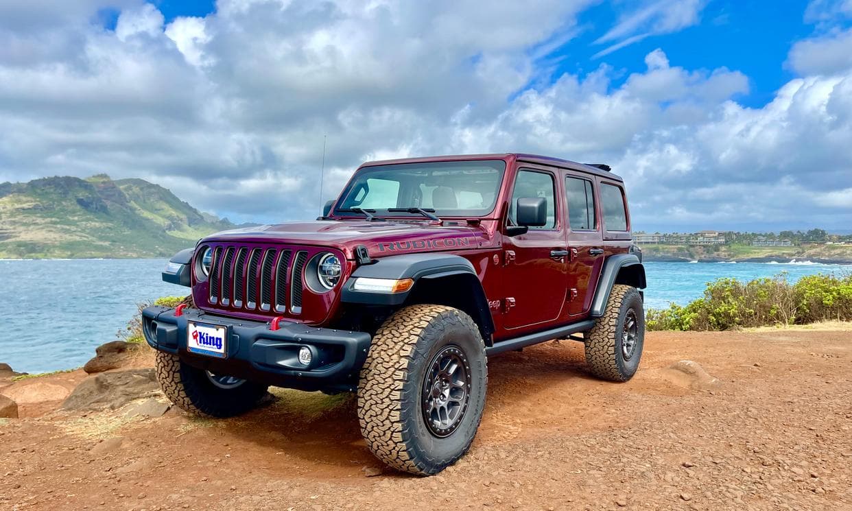 Picture of the car https://kauairentalcarsphotos.s3.us-west-2.amazonaws.com/jeepWranglerUnlimited2022_17/image1.jpg